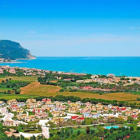 Adamo Ed Eva Resort Numana Exterior photo
