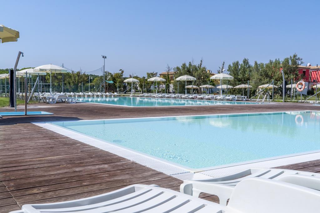 Adamo Ed Eva Resort Numana Exterior photo